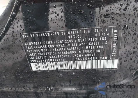 2014 Volkswagen Jetta 1.8T Se z USA, uszkodzony, nr VIN 3VWD07AJ2EM411273